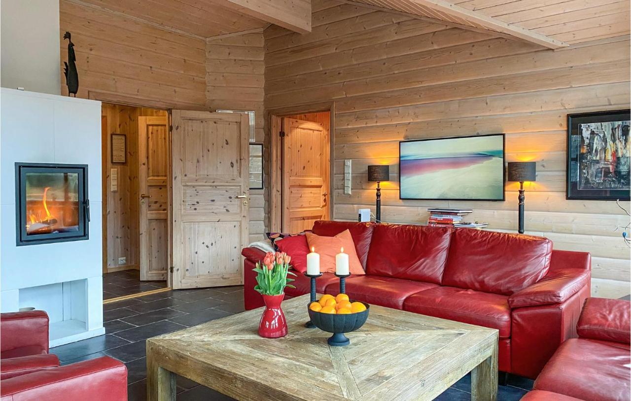 Nice Home In Straumgjerde With Wifi Brunstad エクステリア 写真
